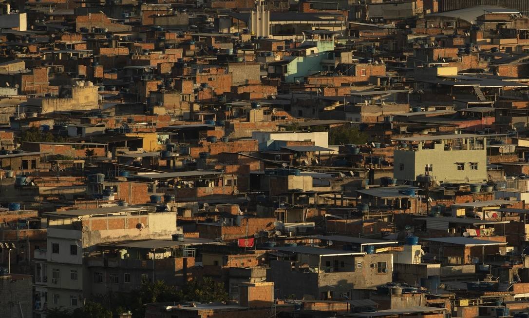 Vista-da-favela-da-mare.jpg (161 KB)