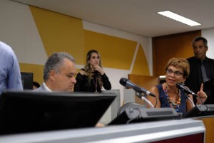 http://www.mariliacampos.com.br/fotos/audiencia-comissao-pro-ferrovias-mineiras