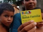 5.Políticas sociais (transferência de renda às famílias - % PIB): FHC, 9,07%; Lula e Dilma, 11,13%