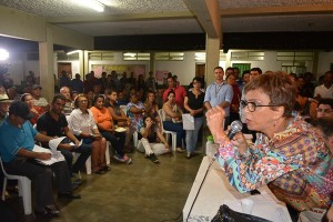 http://www.mariliacampos.com.br/fotos/18042017-audiencia-publica-com-a-copasa-bairro-praia