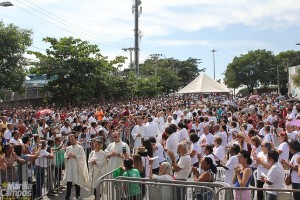 http://www.mariliacampos.com.br/fotos/12102019-missa-nossa-senhora-aparecida-praca-da-cemig