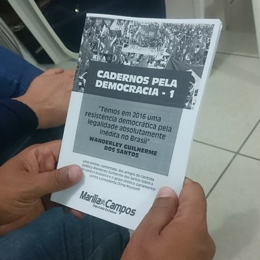 caderno_prata.jpg