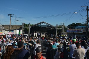 http://www.mariliacampos.com.br/fotos/1052017-missa-do-trabalhador-praca-da-cemig