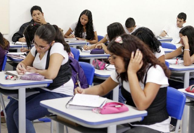 escolanoturna.jpg