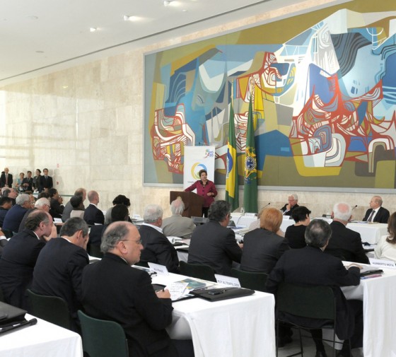 foto15cul-405-capa-d4.jpg