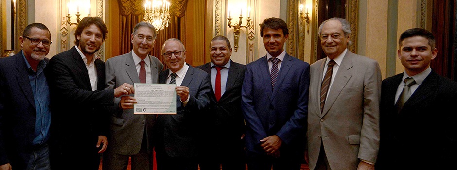 pimentel.jpg