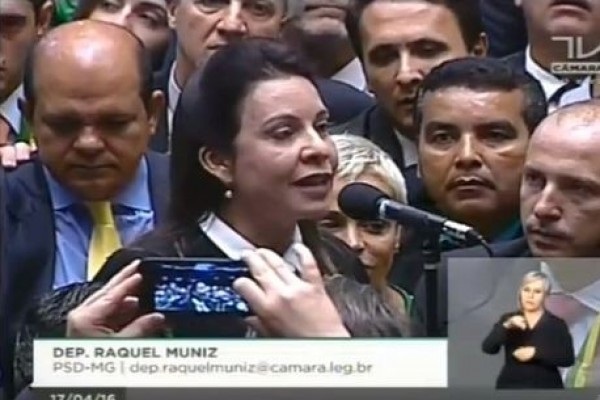 raquel_muniz.jpg